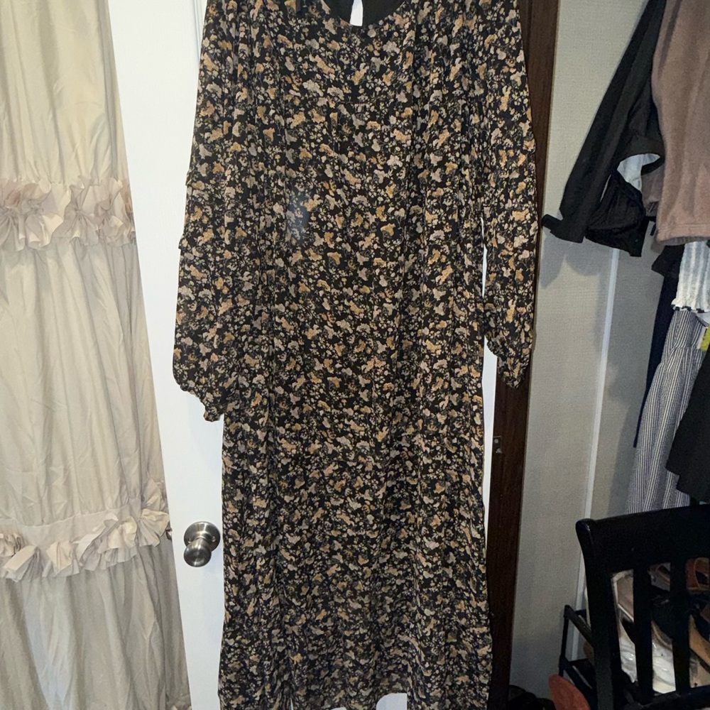 Floral Black and Tan Women's Dress